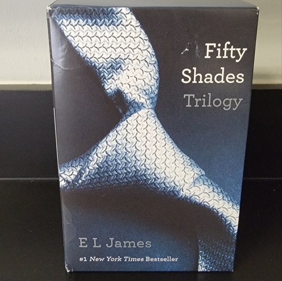 Fifty Shades of Grey Trilogy book set - Picture 3 of 7